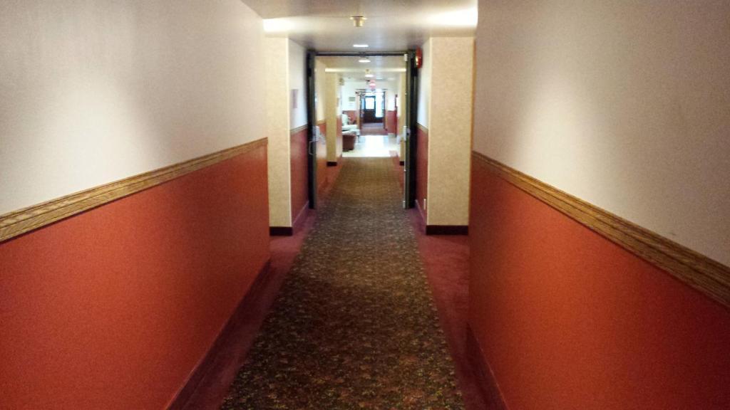 Redwood Motor Inn Brandon Exteriér fotografie