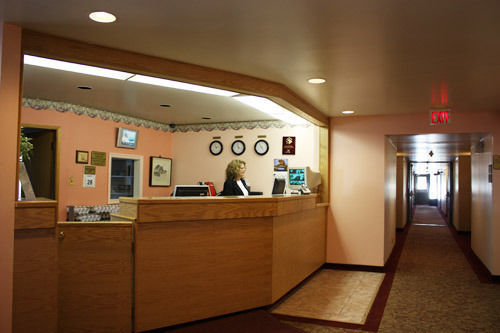 Redwood Motor Inn Brandon Exteriér fotografie