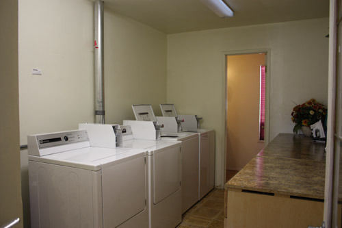 Redwood Motor Inn Brandon Exteriér fotografie