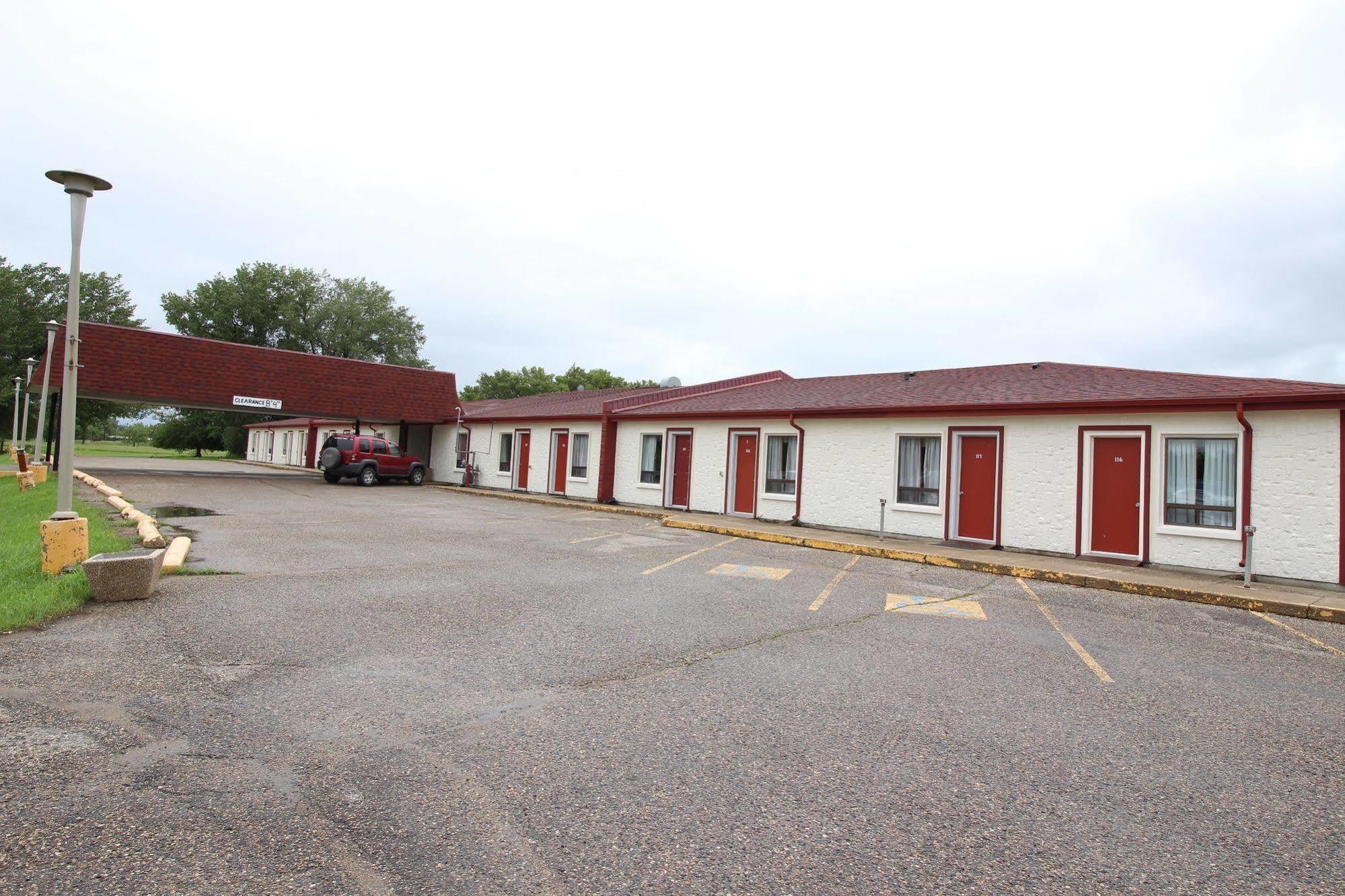 Redwood Motor Inn Brandon Exteriér fotografie